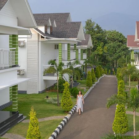 Sprise Munnar Resort And Spa Bagian luar foto