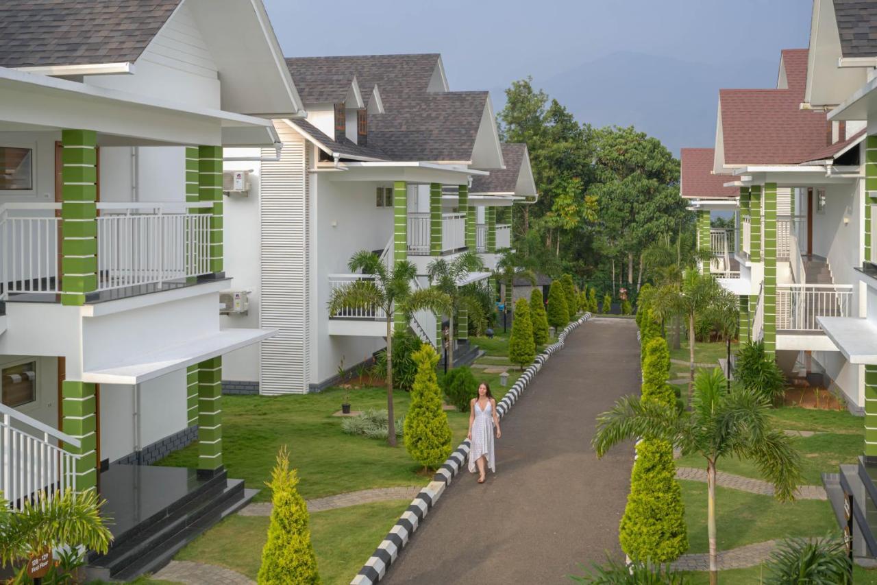 Sprise Munnar Resort And Spa Bagian luar foto
